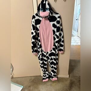 Adult Cow Halloween Costume Pajama Zip Up onesie Sz M